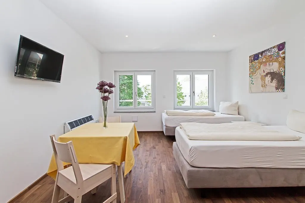 Carl Appartements Munchen 0*, Munich Germany