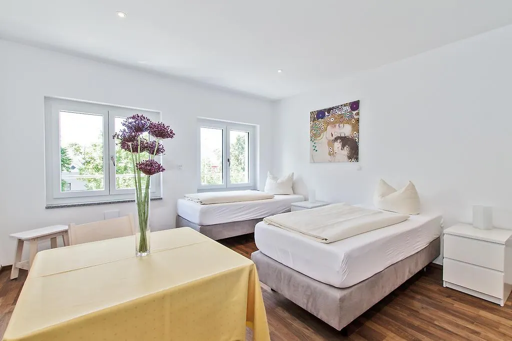 Apartment Carl Appartements Munchen Germany
